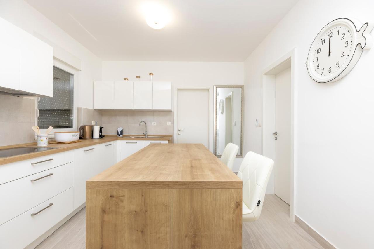 Apartments Tony Mali Losinj Luaran gambar