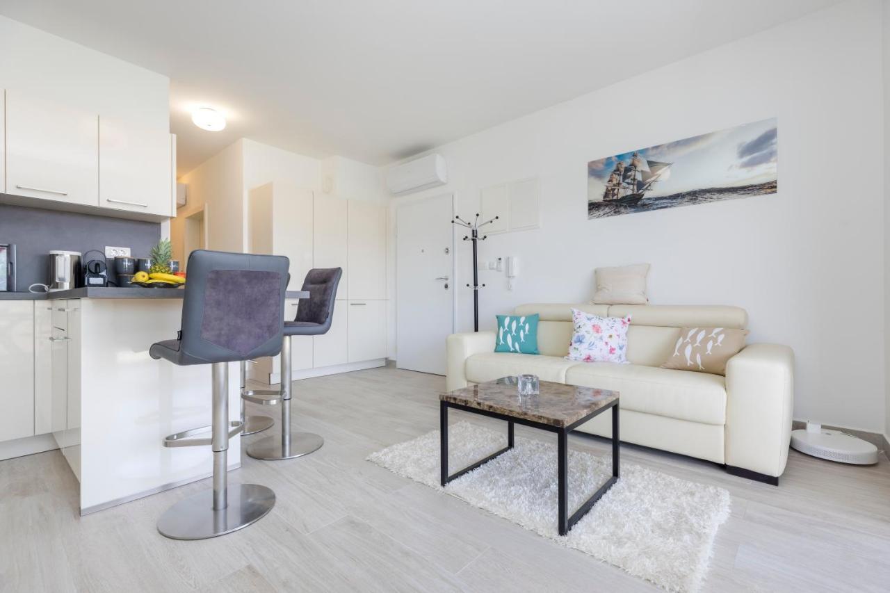 Apartments Tony Mali Losinj Luaran gambar
