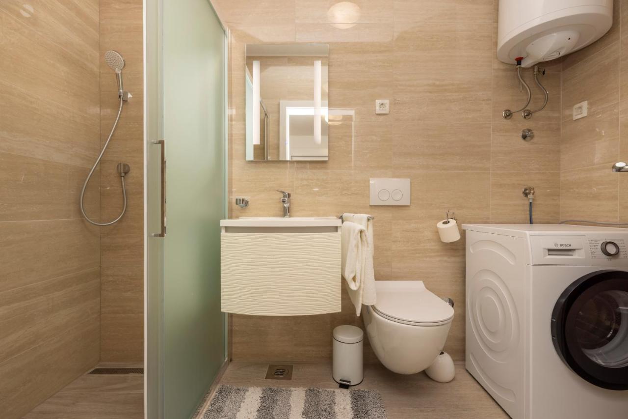 Apartments Tony Mali Losinj Luaran gambar